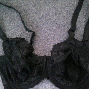32C - New Ballet 'Celebration' Lace Underwired (UNPadded) Bra Black UK 32C (770)